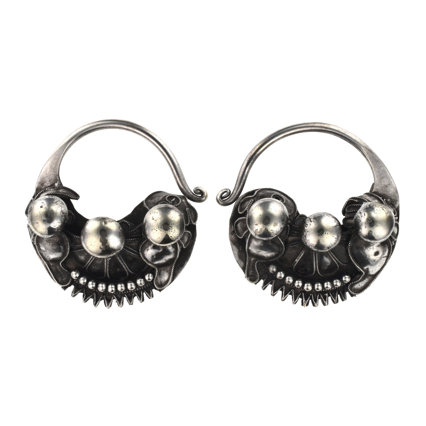 ADR604 Miao Earring Set