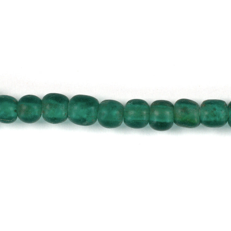 RG1902 Emerald Green Glass Bead